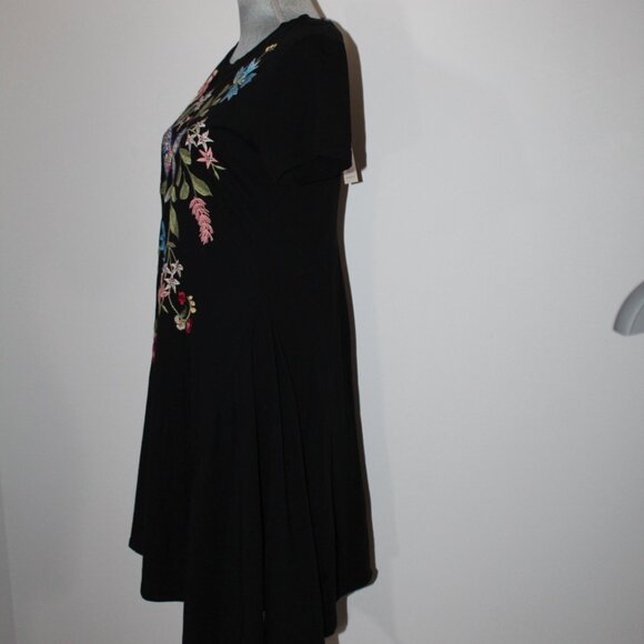 NWT Johnny Was JWLA Biya Embroidered Handkerchief Knit Dress Nicolette - Picture 6 of 8